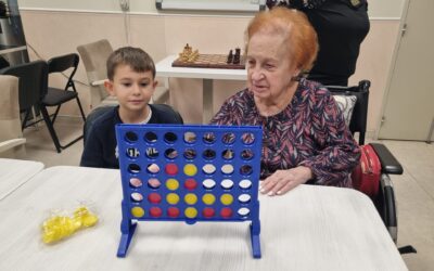 Après-midi jeux de société à la Villa Gallia.